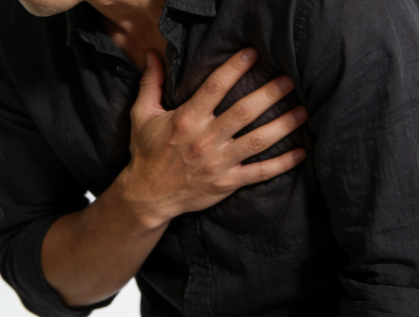 肺腺癌放化疗后胸闷气短怎么办？教你4步对症调！